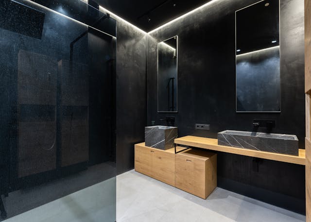 Bathroom custom-built furniture in New York Bathroom custom-built furniture in New York